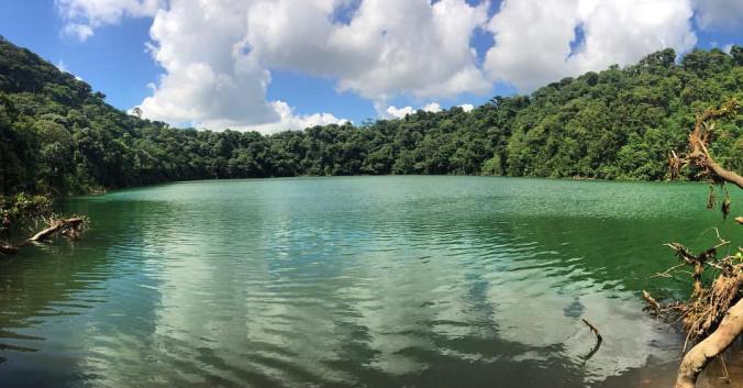 A view of the Cerro Chato laguna.
